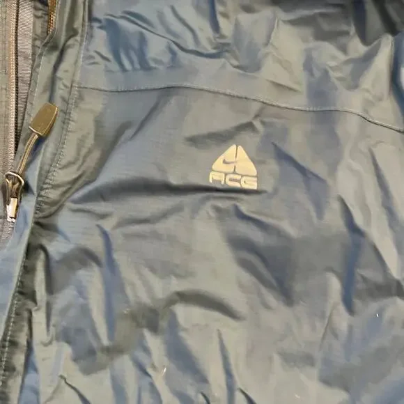 Nike ACG Jacket Mens XL Fit Storm Vintage Windbreaker Blue Hooded Nylon Rain - Picture 2 of 8